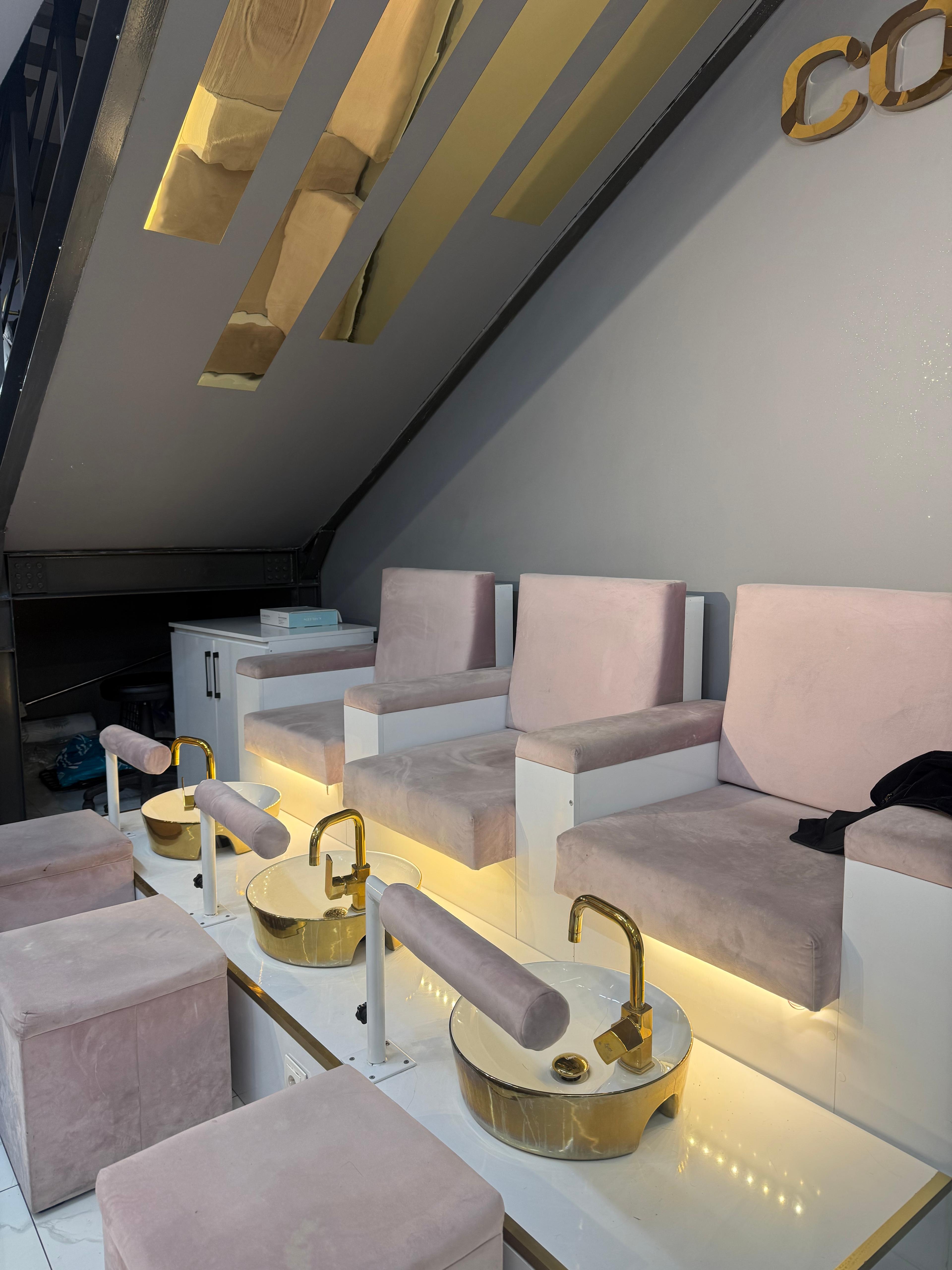 Saç Yıkama İstasyonu